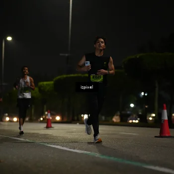 Runner Photo 5351617