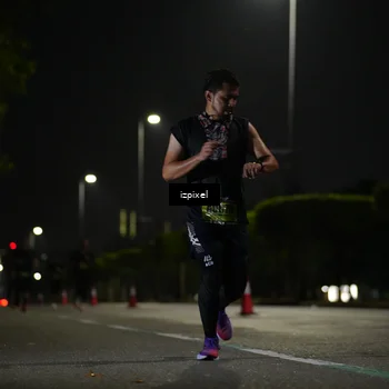 Runner Photo 5352000