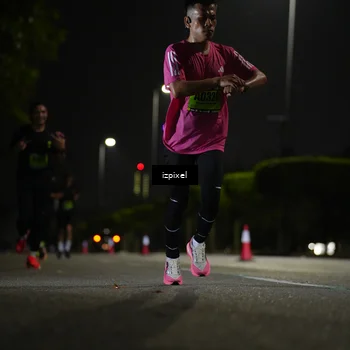 Runner Photo 5353396