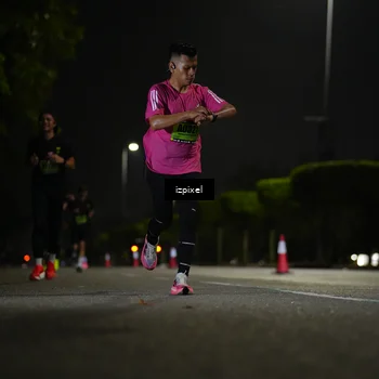 Runner Photo 5353477