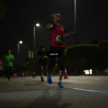 Runner Photo 5354777