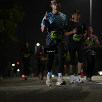 Runner Photo 5358807