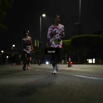 Runner Photo 5361181