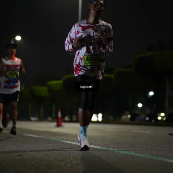 Runner Photo 5361255