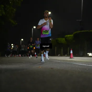 Runner Photo 5364457