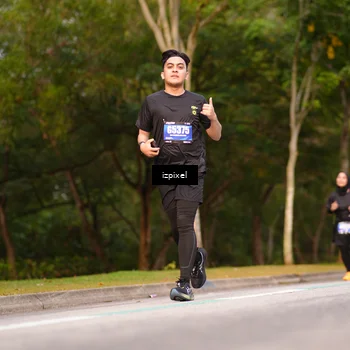 Runner Photo 5371723