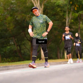 Runner Photo 5372055
