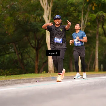 Runner Photo 5372372