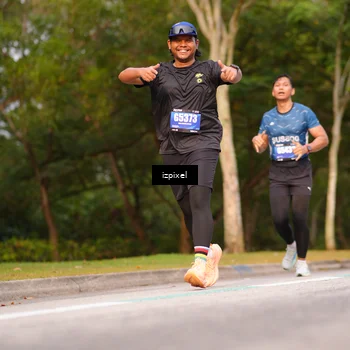 Runner Photo 5372435