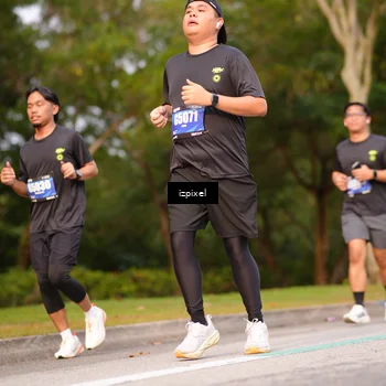 Runner Photo 5373676