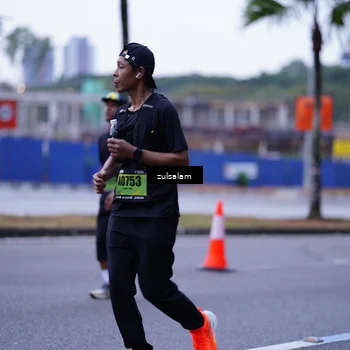 Runner Photo 5374672