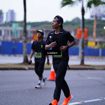 Runner Photo 5374674