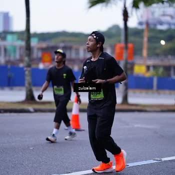 Runner Photo 5374681
