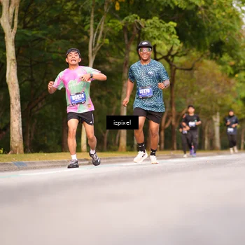 Runner Photo 5374756