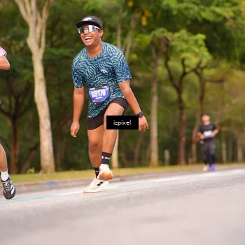 Runner Photo 5374843