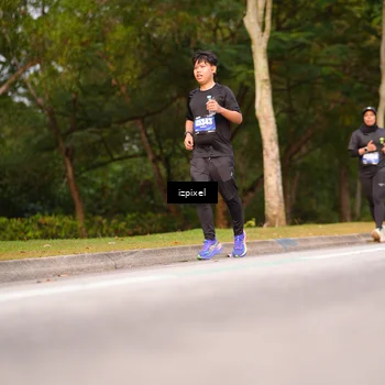Runner Photo 5375001