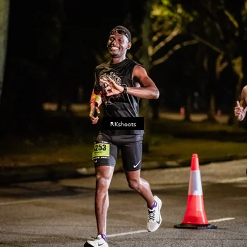 Runner Photo 5375349