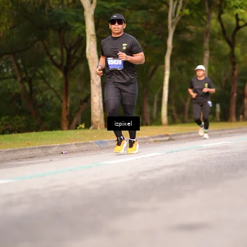 Runner Photo 5376384