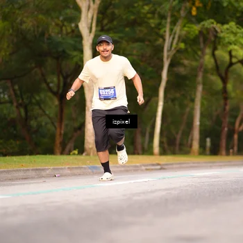 Runner Photo 5376668