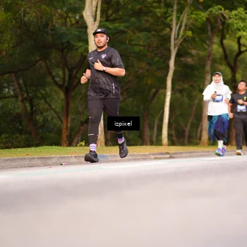 Runner Photo 5377137