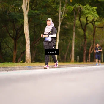 Runner Photo 5377574