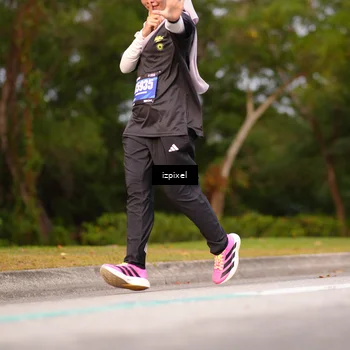 Runner Photo 5377898