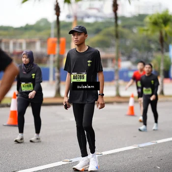 Runner Photo 5377944