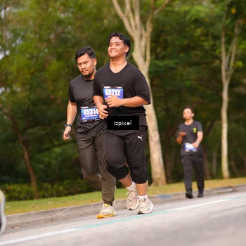 Runner Photo 5378563