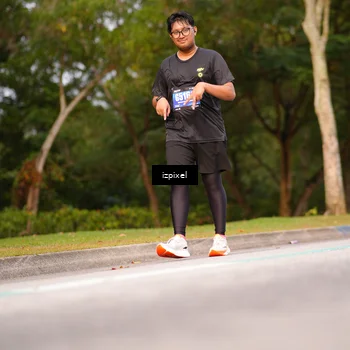 Runner Photo 5379372