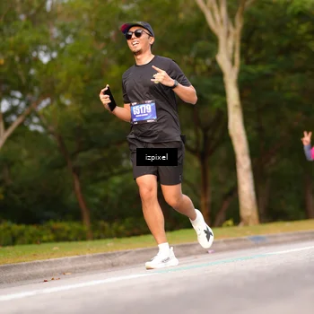 Runner Photo 5379843