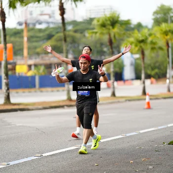 Runner Photo 5385234