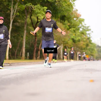Runner Photo 5385353