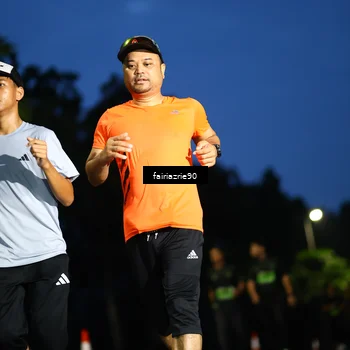 Runner Photo 5392024