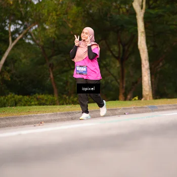 Runner Photo 5396056