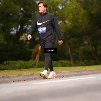 Runner Photo 5396661
