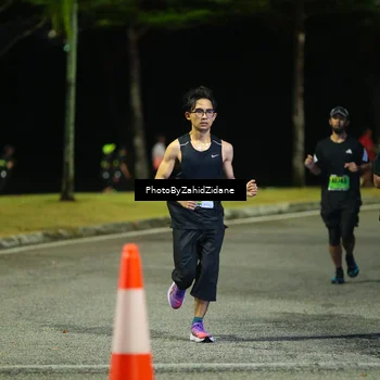 Runner Photo 5396872
