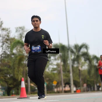 Runner Photo 5399117