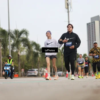 Runner Photo 5400025