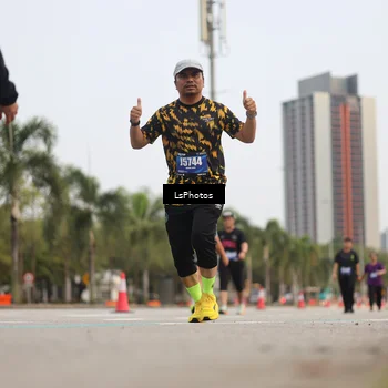 Runner Photo 5400058