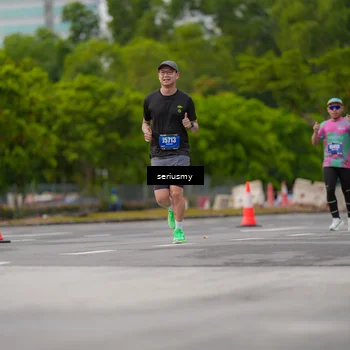 Runner Photo 5400100