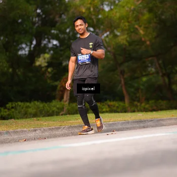 Runner Photo 5400665
