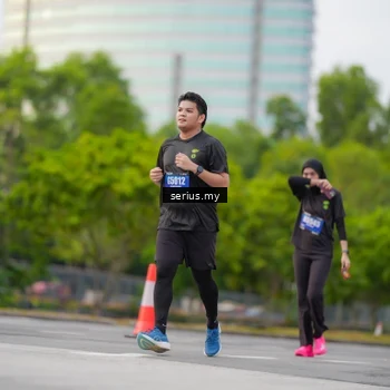 Runner Photo 5402756