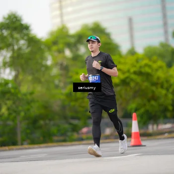 Runner Photo 5403745