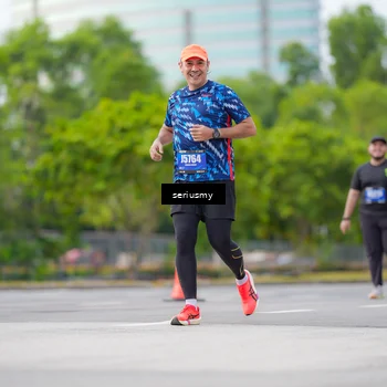Runner Photo 5405785