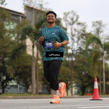 Runner Photo 5407415