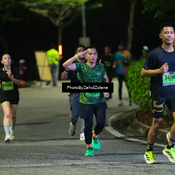 Runner Photo 5408037