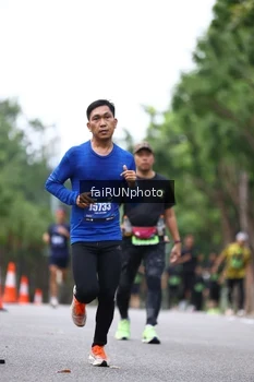 Runner Photo 5411055