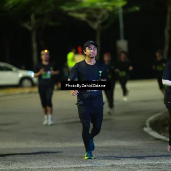 Runner Photo 5411114