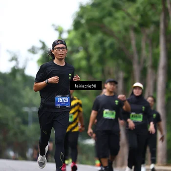 Runner Photo 5411124