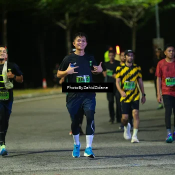 Runner Photo 5412149